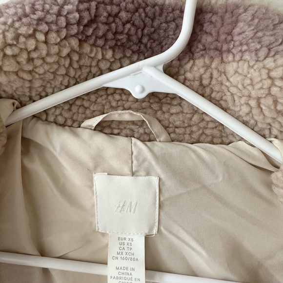 Oversize Teddy Jacket from H/M - Picture 2 of 5